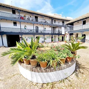 https://apartamento-con-patio-sevillano.es-andalucia.com